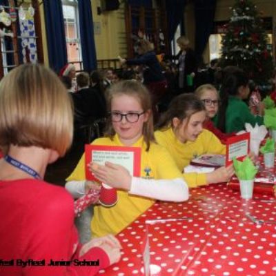 School Christmas Lunch 2017